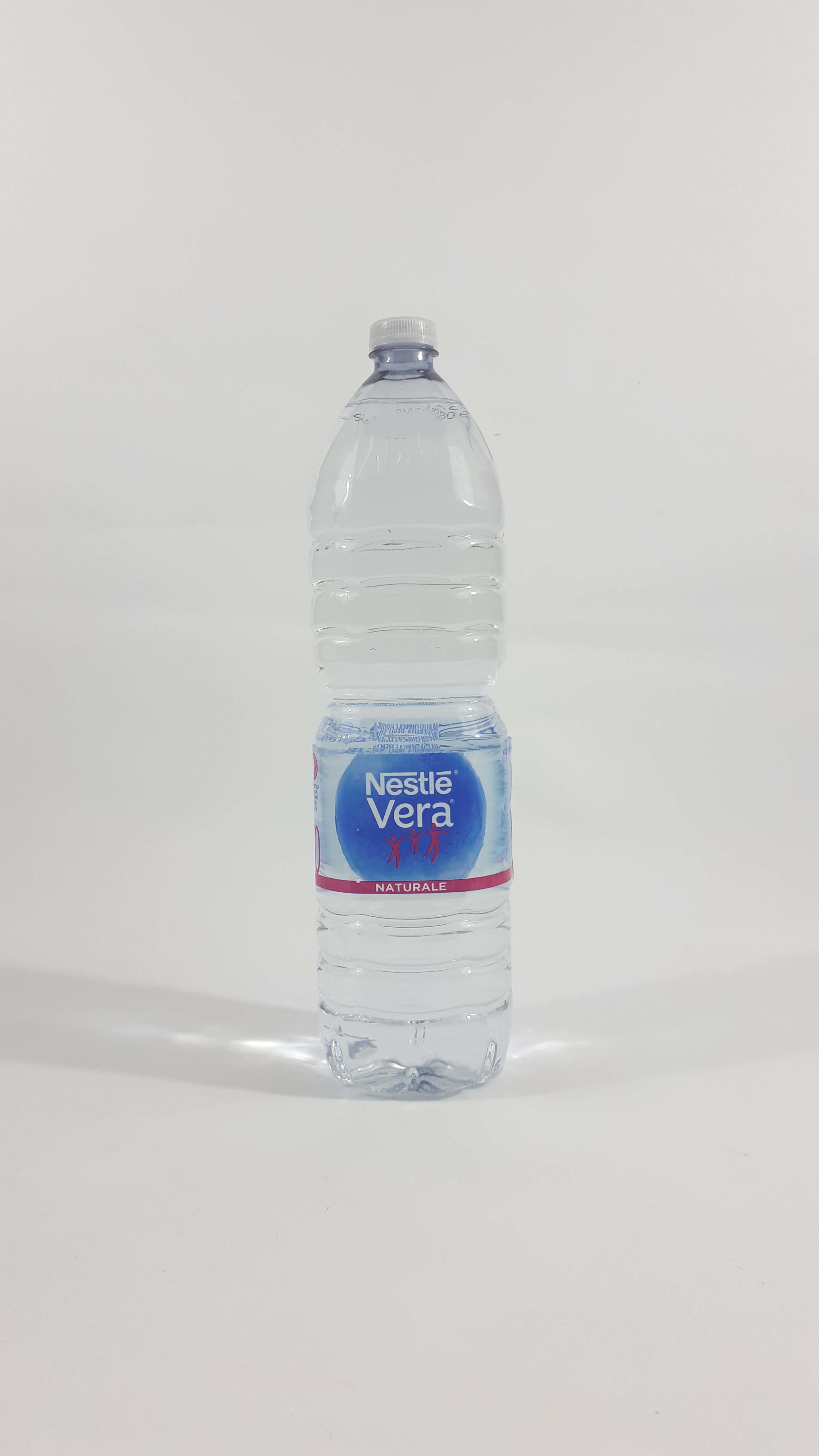 Picture of Nestle Vera Still Mineral Water (2Ltr)
